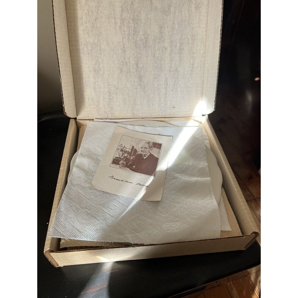 New Set 4 Old Stock Grandma Moses International Limited Edition Plates Heavy 8lb